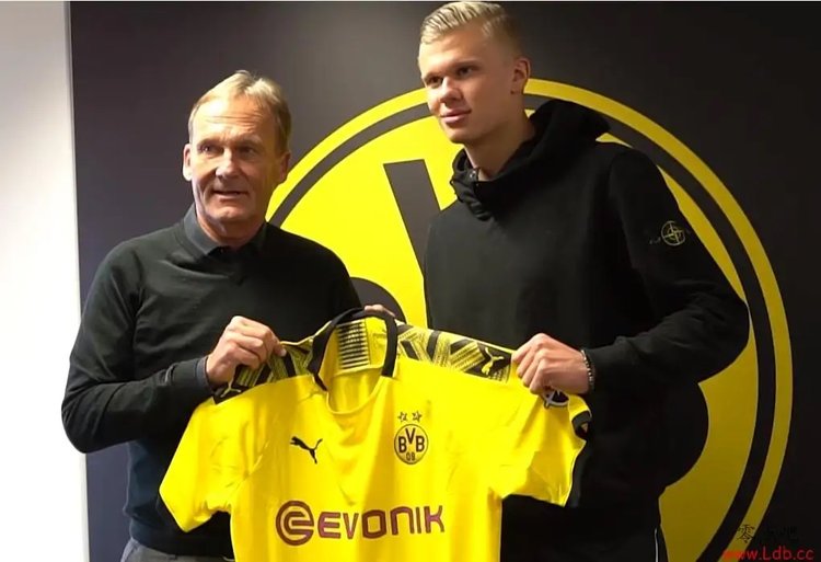 球迷在青年欧冠里对切尔西球员进行种族歧视，卡拉巴赫被罚款