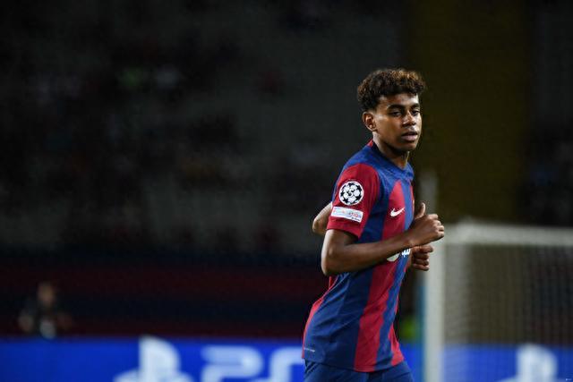 前锋终于找到射门感觉