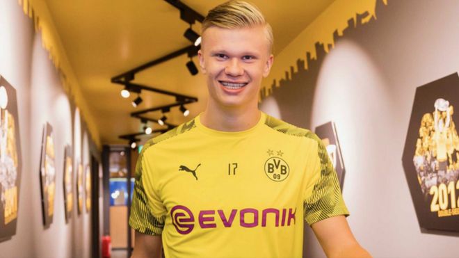 西班牙六台：巴埃纳承认有个社媒小号，专用于激怒皇马球迷（西班牙六台：巴埃纳承认开设社媒小号，专门用来激怒皇马球迷）