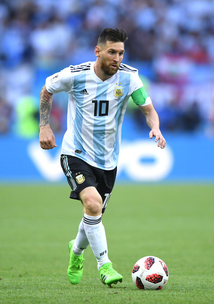 葡萄牙11月大名单：C罗领衔，菲利克斯、莱奥、B费在列